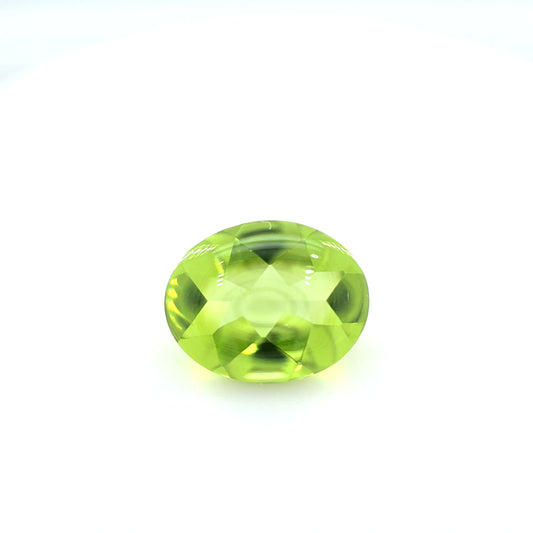 Peridot Oval Buff Top 8.8 x 7.1 mm